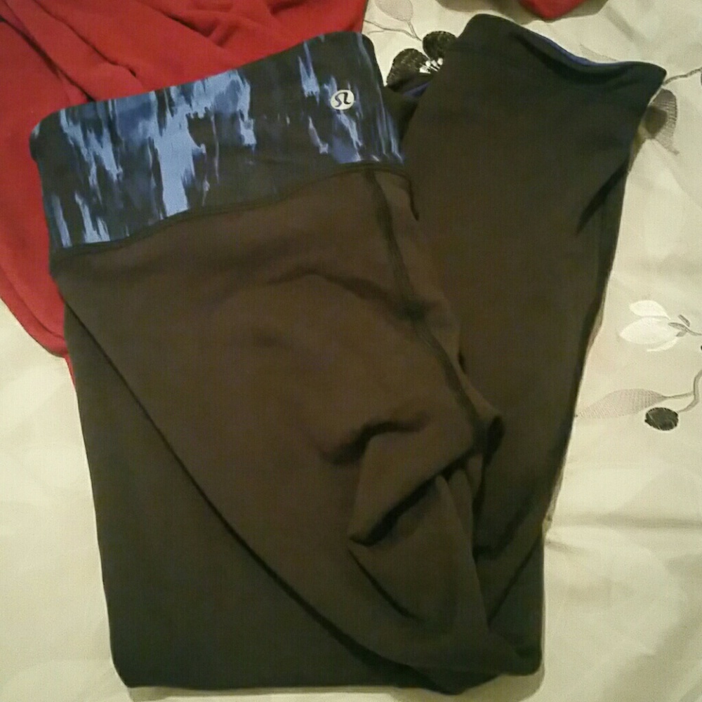 Lululemon crops