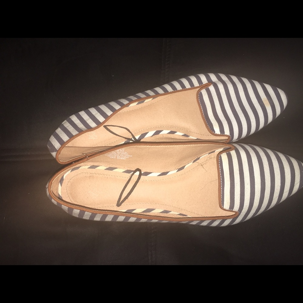 Old Navy fashion flats