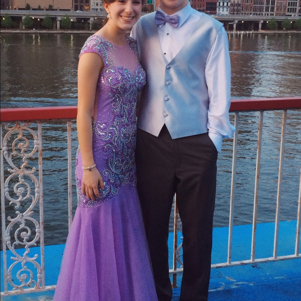 Rachel Allen Prom Dress - Picture 3 of 3