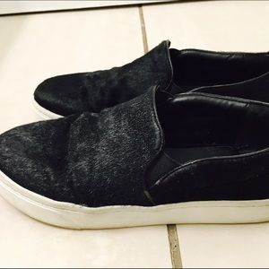 Black Slip-on Sneakers