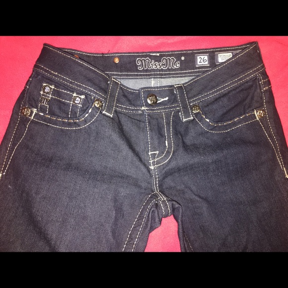 Size 26 Miss Me Jeans - Picture 2 of 4