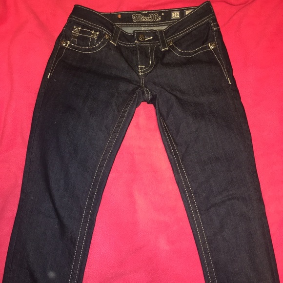 Size 26 Miss Me Jeans - Picture 3 of 4