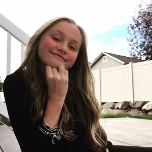 Meet your Posher, Krissy