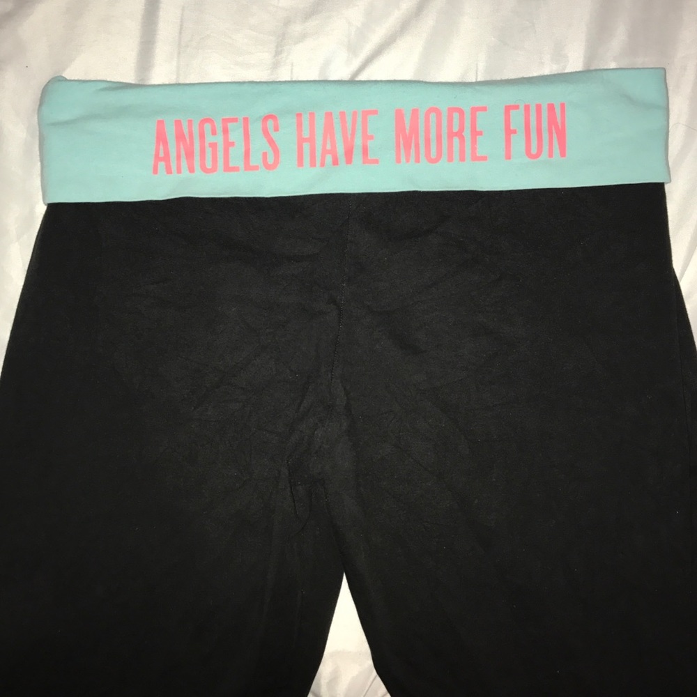 VS yoga pants
