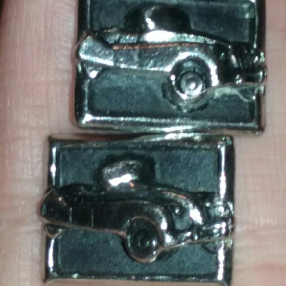 Three dimensional car cufflinks - Picture 2 of 4