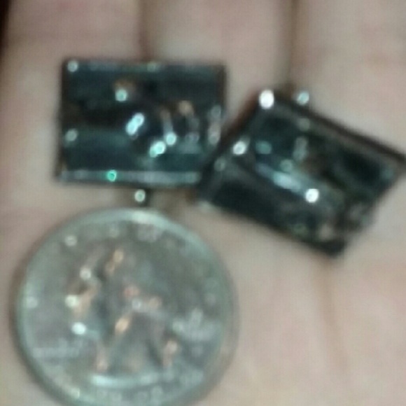 Three dimensional car cufflinks - Picture 4 of 4