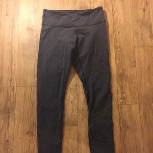 Black patterned lululemon leggins