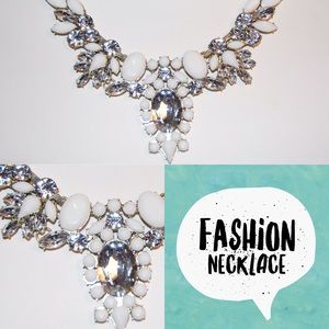 Fashion necklace