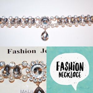 Fashion necklace