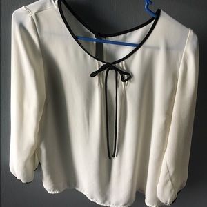 H&M White and Black chiffon blouse