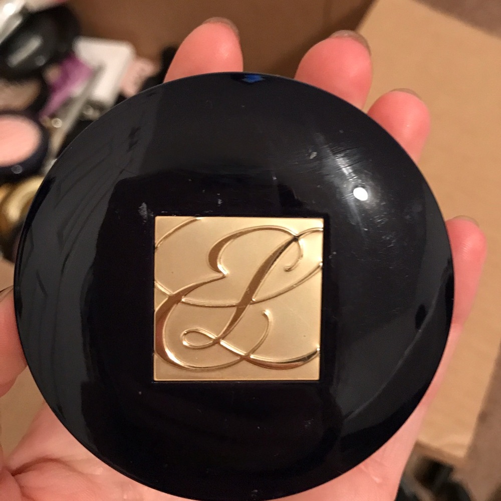 Estée Lauder compact color soft tan !