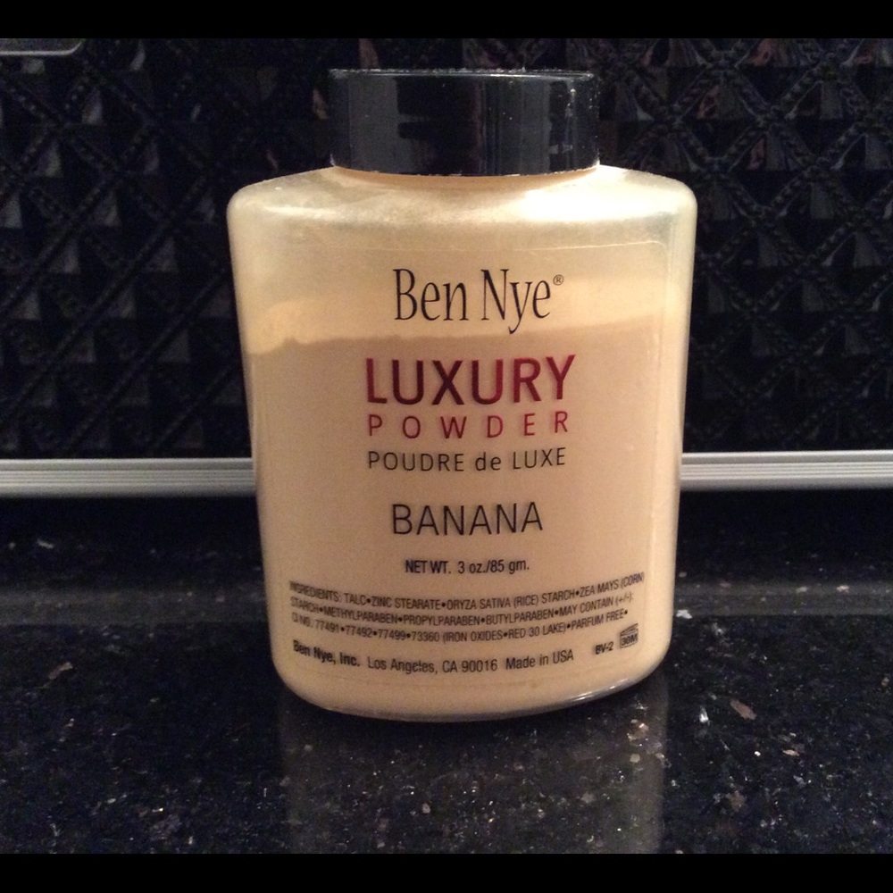 Ben Nye Banana Powder MUA
