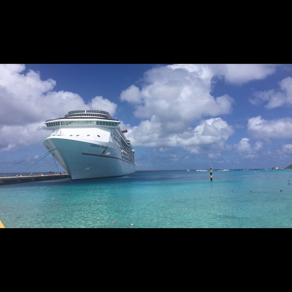 Meet your Posher, Rebecca