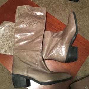 Leather boots