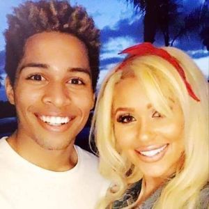 Meet your Posher, Andrew