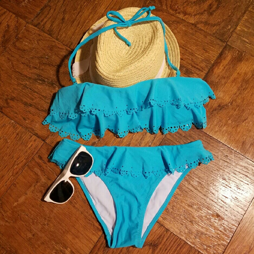 NWT turquoise bikini bathing suit