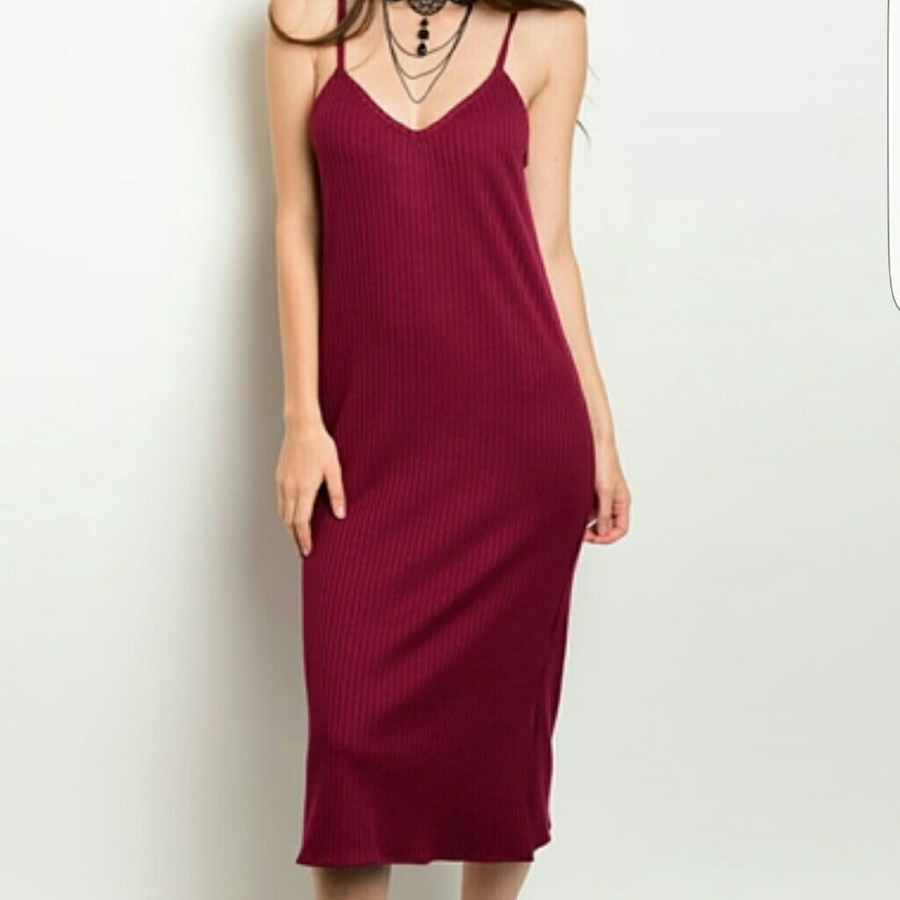 New Beautiful Wine Colored Casual Dress