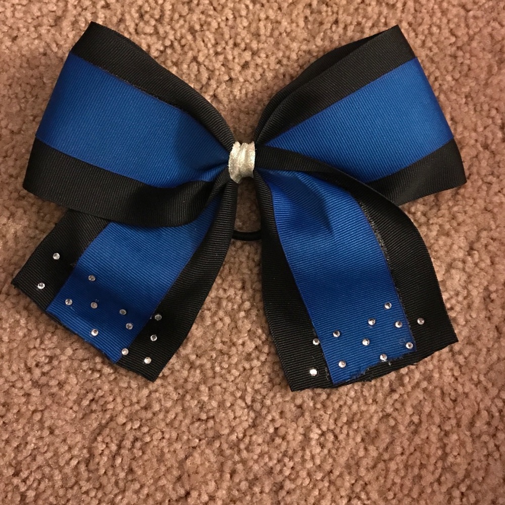 Thin blue line cheerleading bow 🎀