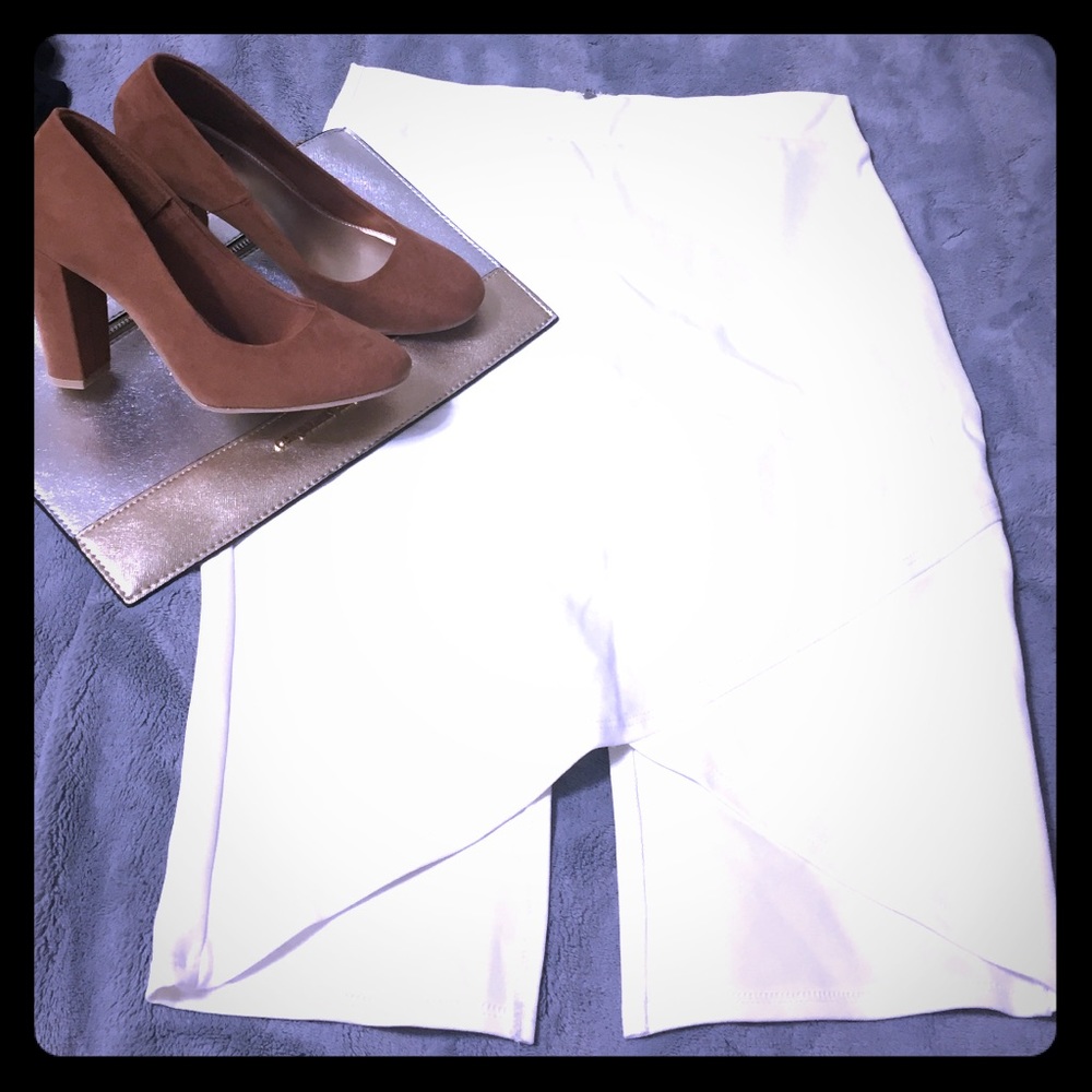 💋Sexy Off white pencil skirt💋