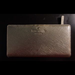 Kate Spade- Stacy Metallic Wallet *NEVER used!*