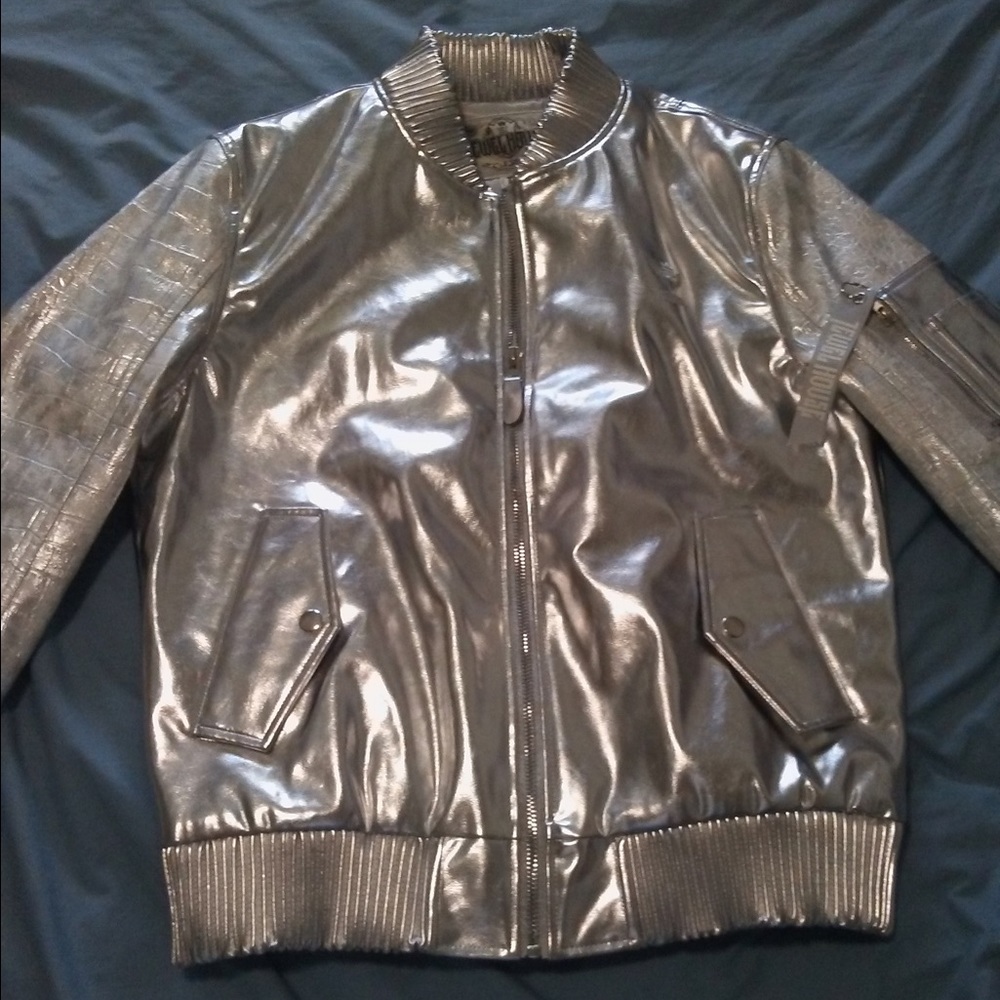 Jewel house metallic