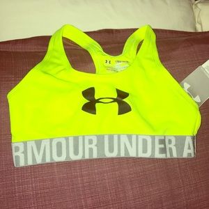 SALE! TODAY ONLY!🔥Under Armour Sports Bra