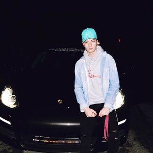 Meet your Posher, Ross