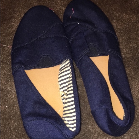 toms - Picture 3 of 4