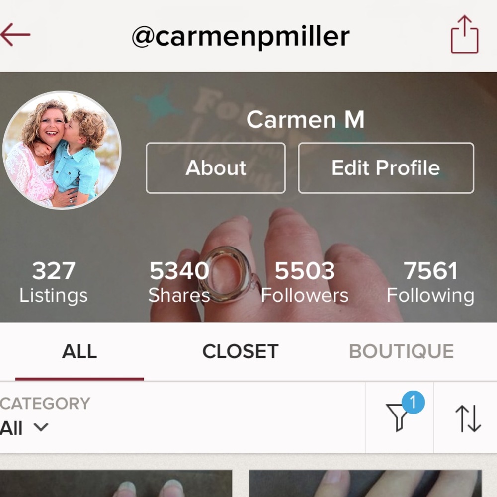 ‼️Combined shipping/bundling with my Mom's closet!