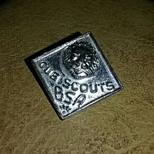 Vintage 1950s silver Cub Scout pendant