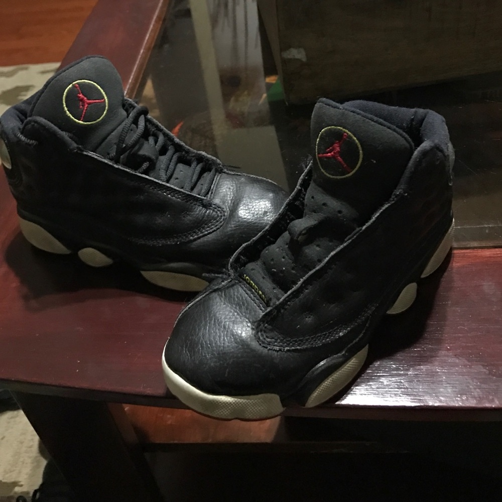 Kids Jordan's - Picture 2 of 3