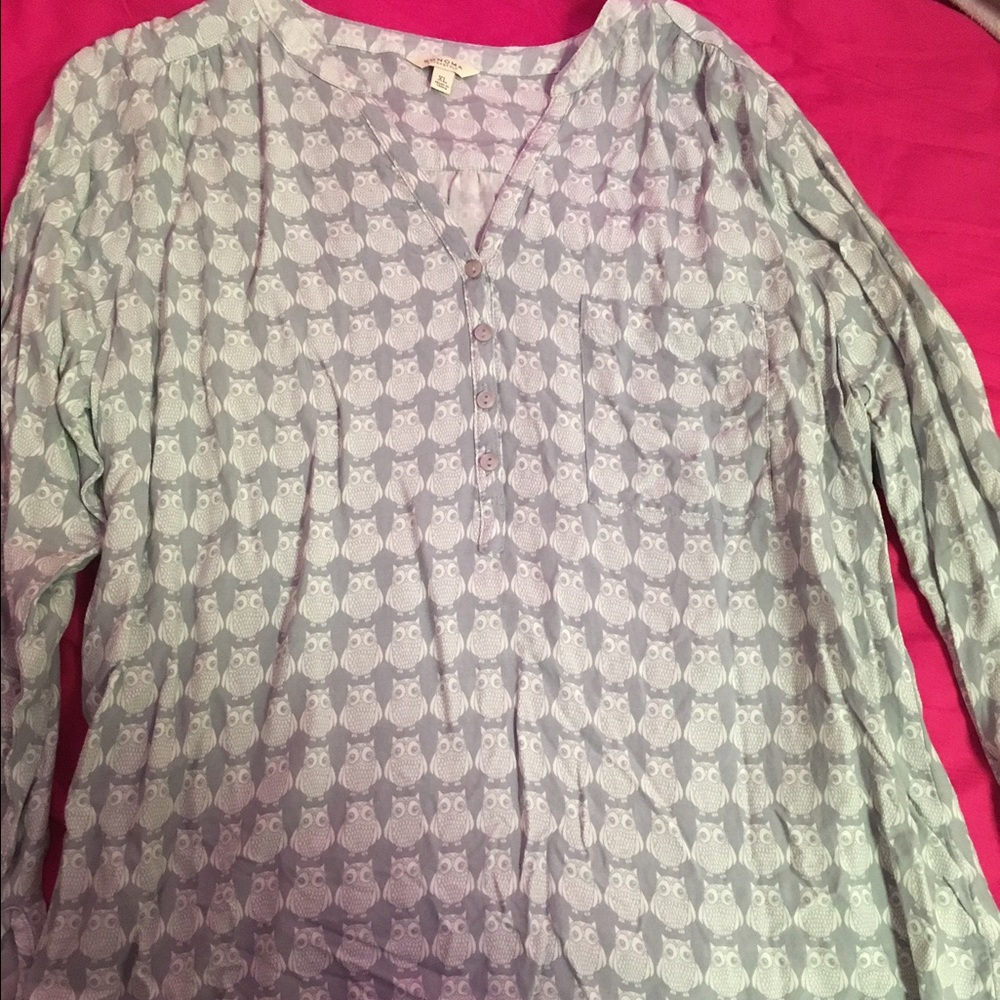 Sonoma gray tunic with owls. Size XL
