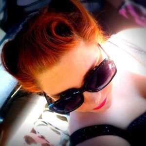 Meet your Posher, Crystal