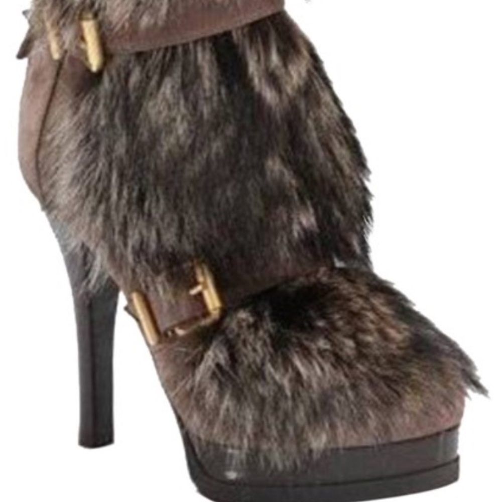 SOLD! Beautiful raccoon fur FENDI boots brand new
