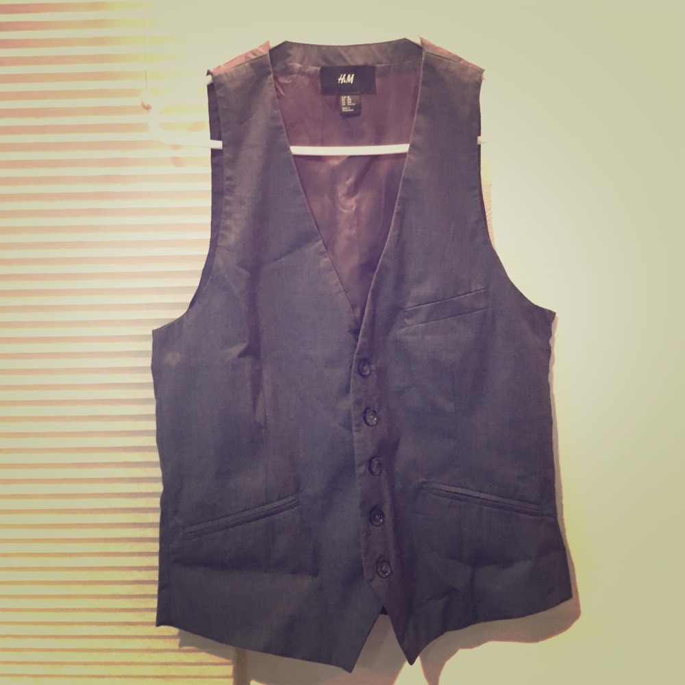 5 button men's vest in gray from h&m
