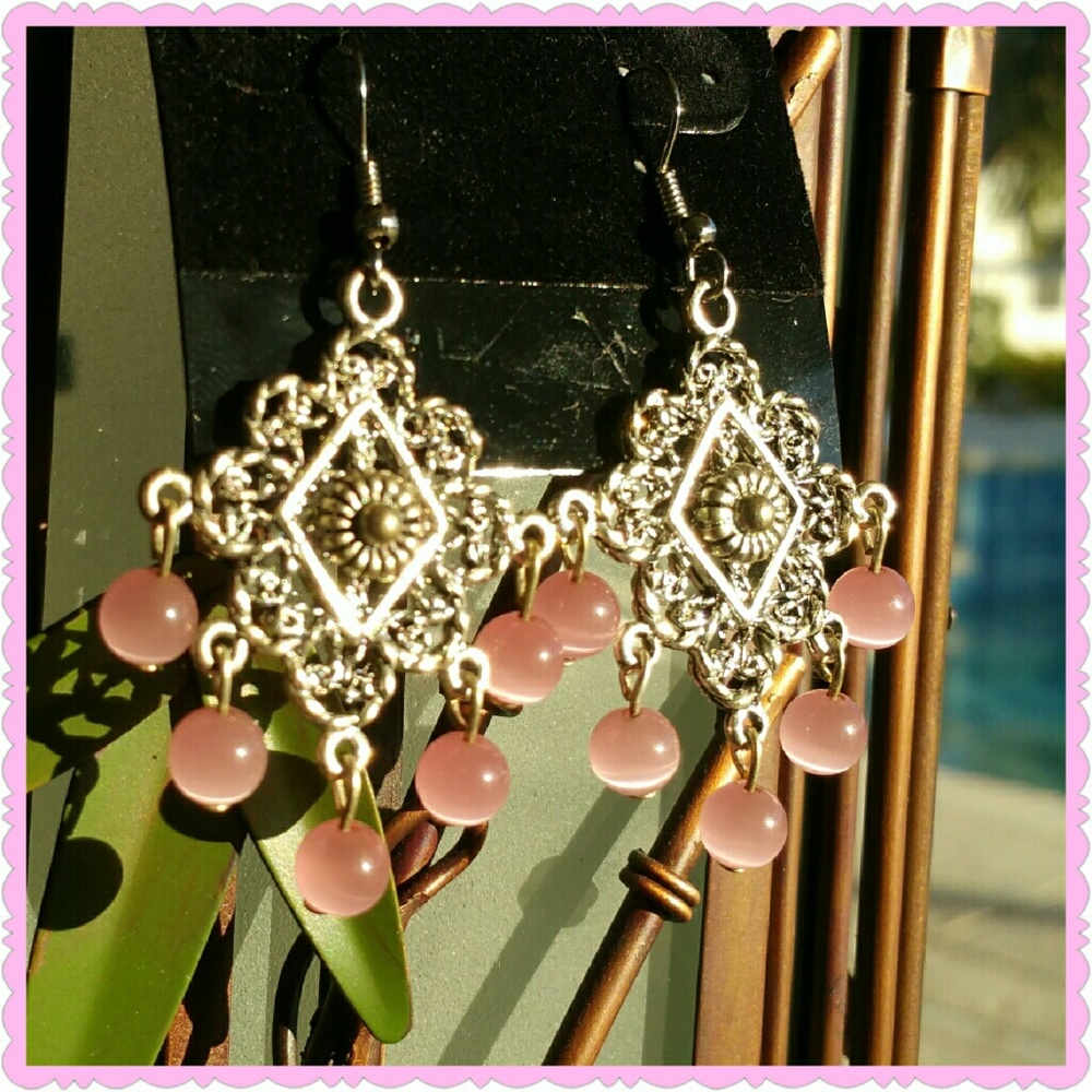 Chandelier earrings, silver w/mauve beads, NWOT