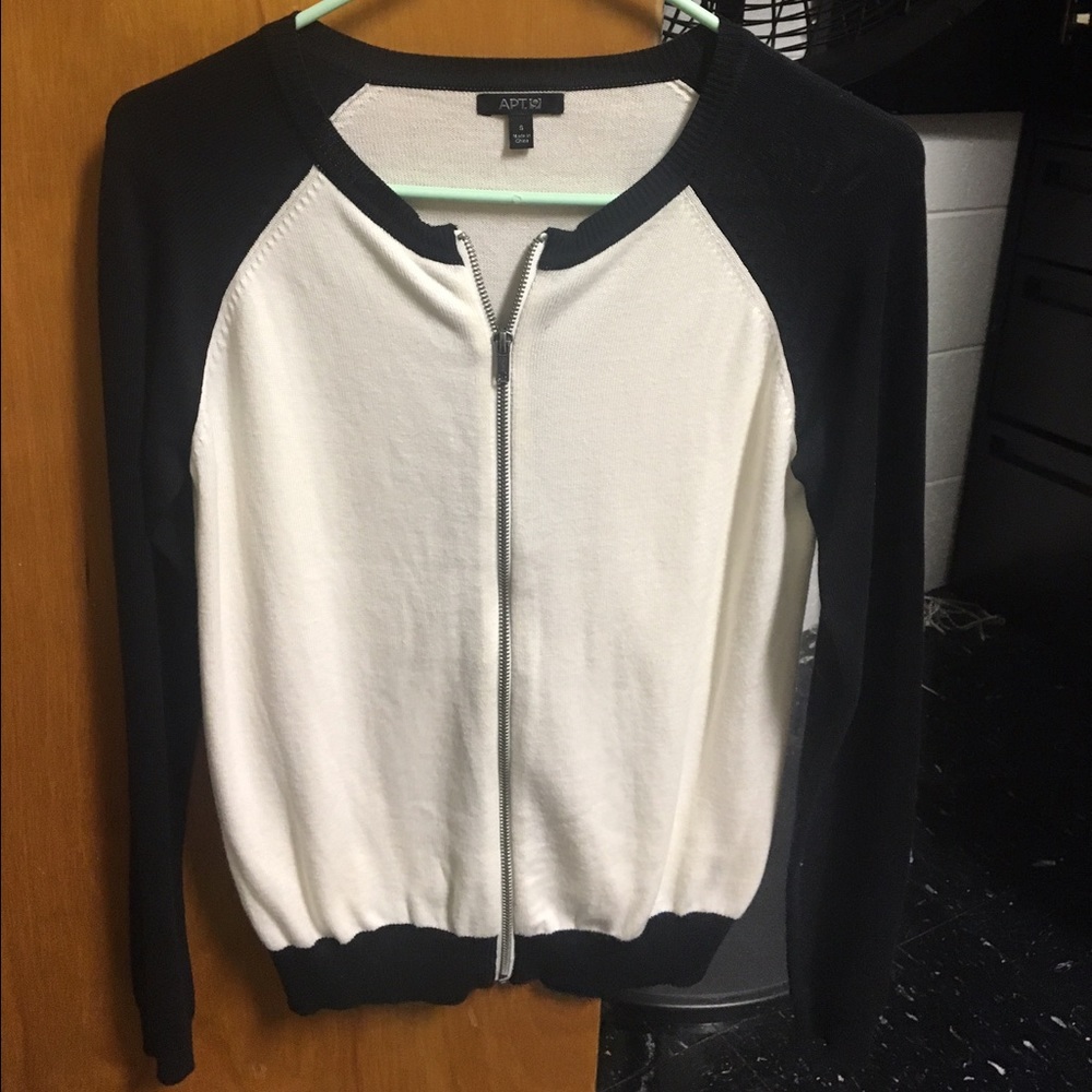 Zip up baseball tee type sweatshirt