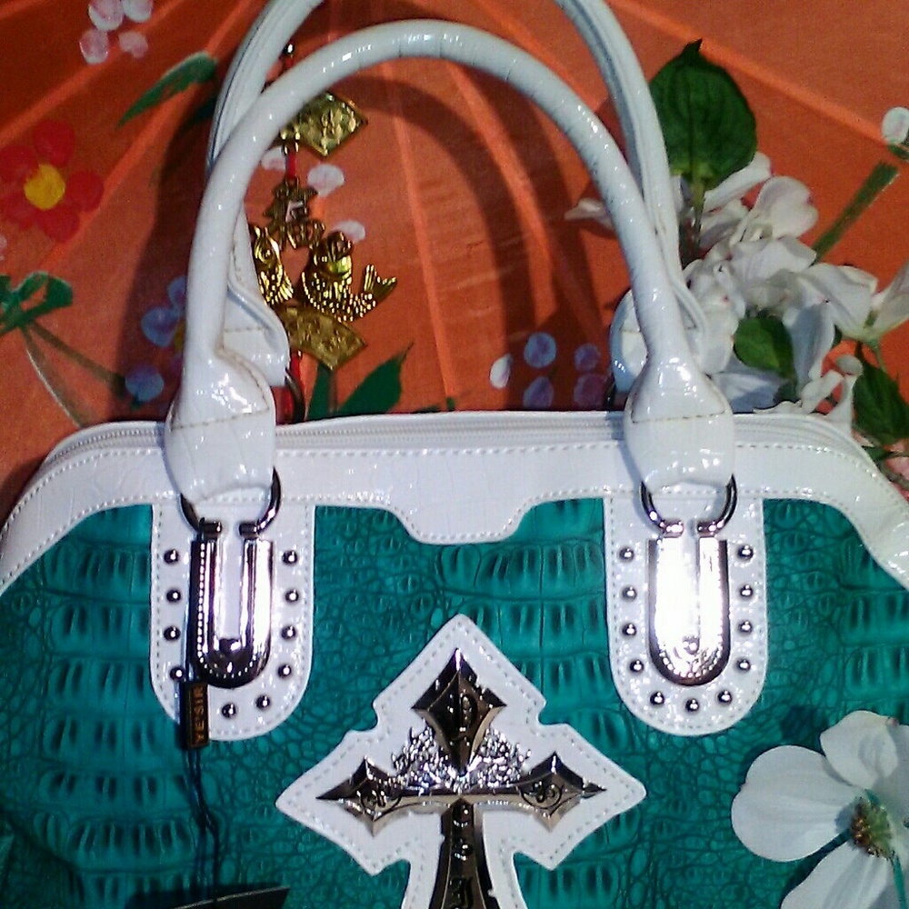 VERA HANDBAG