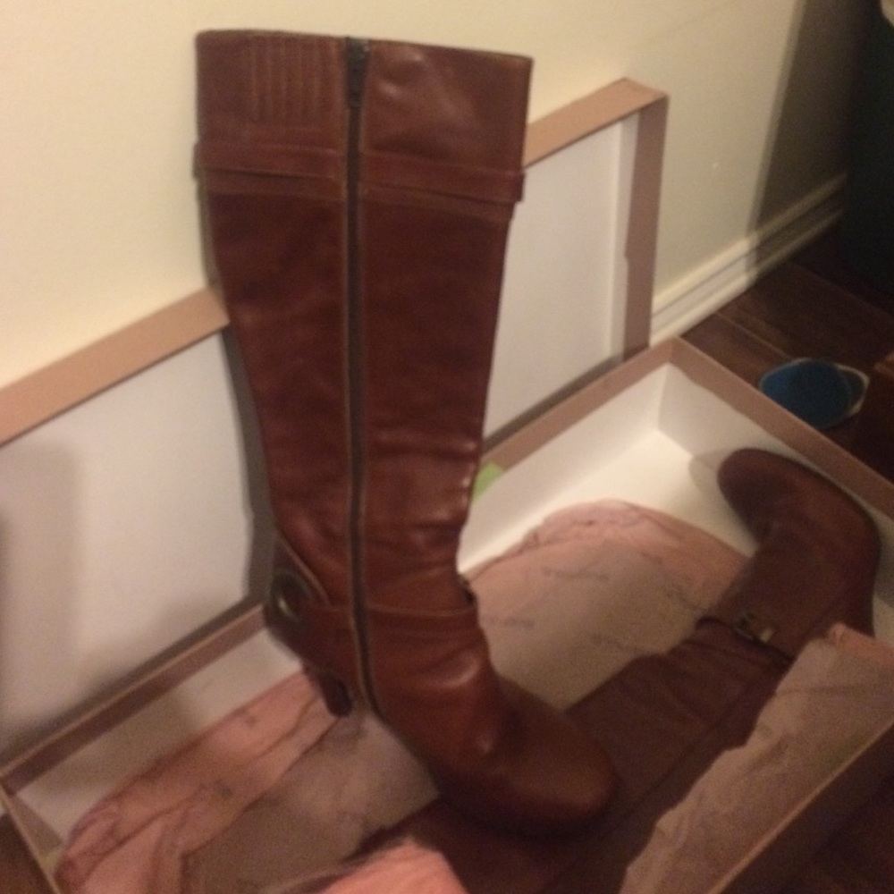 Made in Italy dark camel colored boots