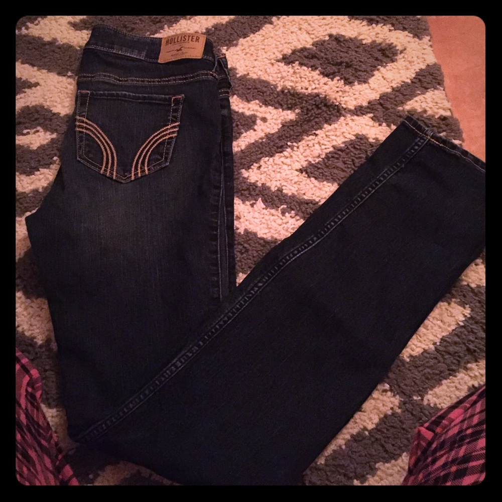 Hollister straight leg jeans!