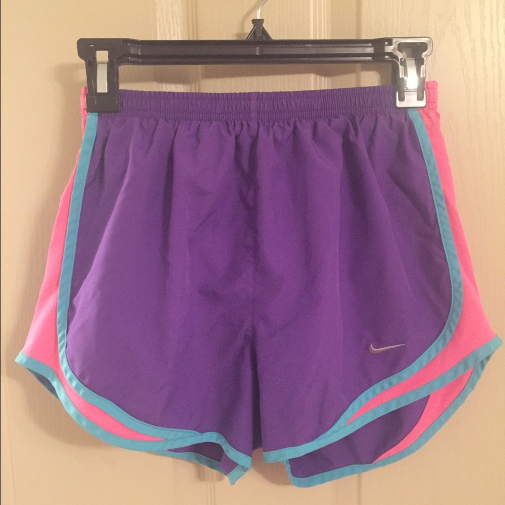 Nike dry fit tempo running shorts | Size small