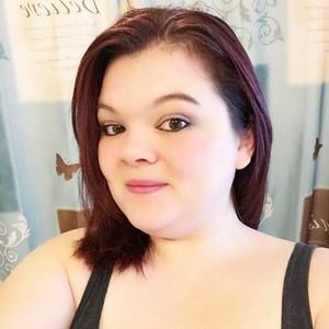 Meet your Posher, Yolanda