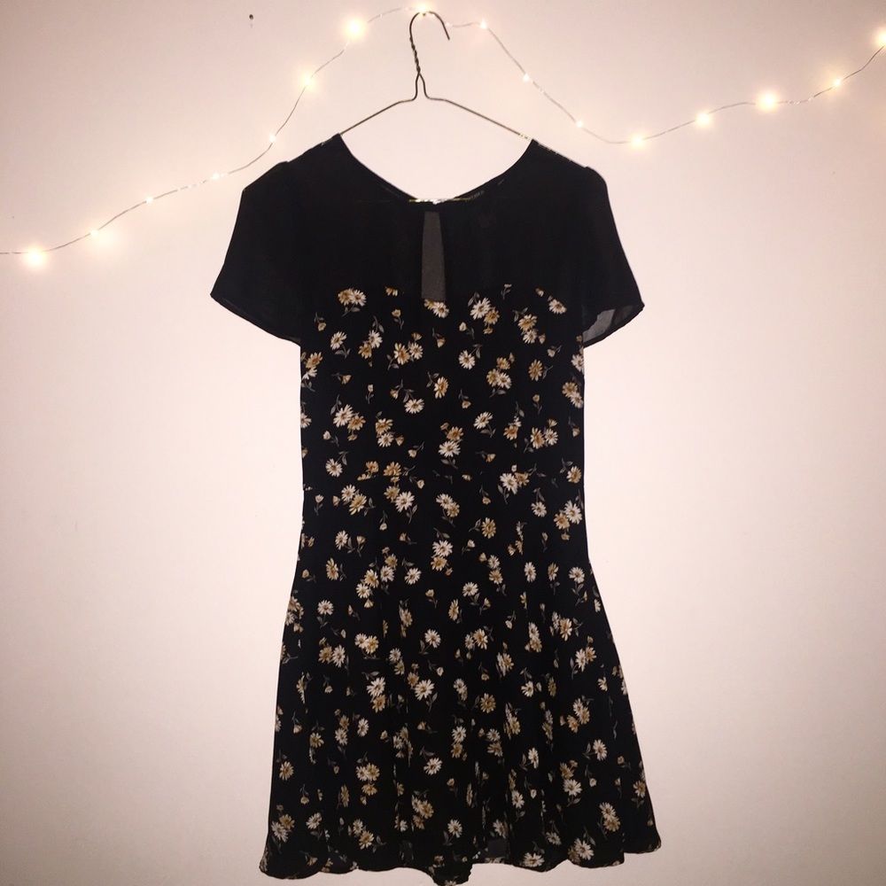 Simple Flower Dress ♡