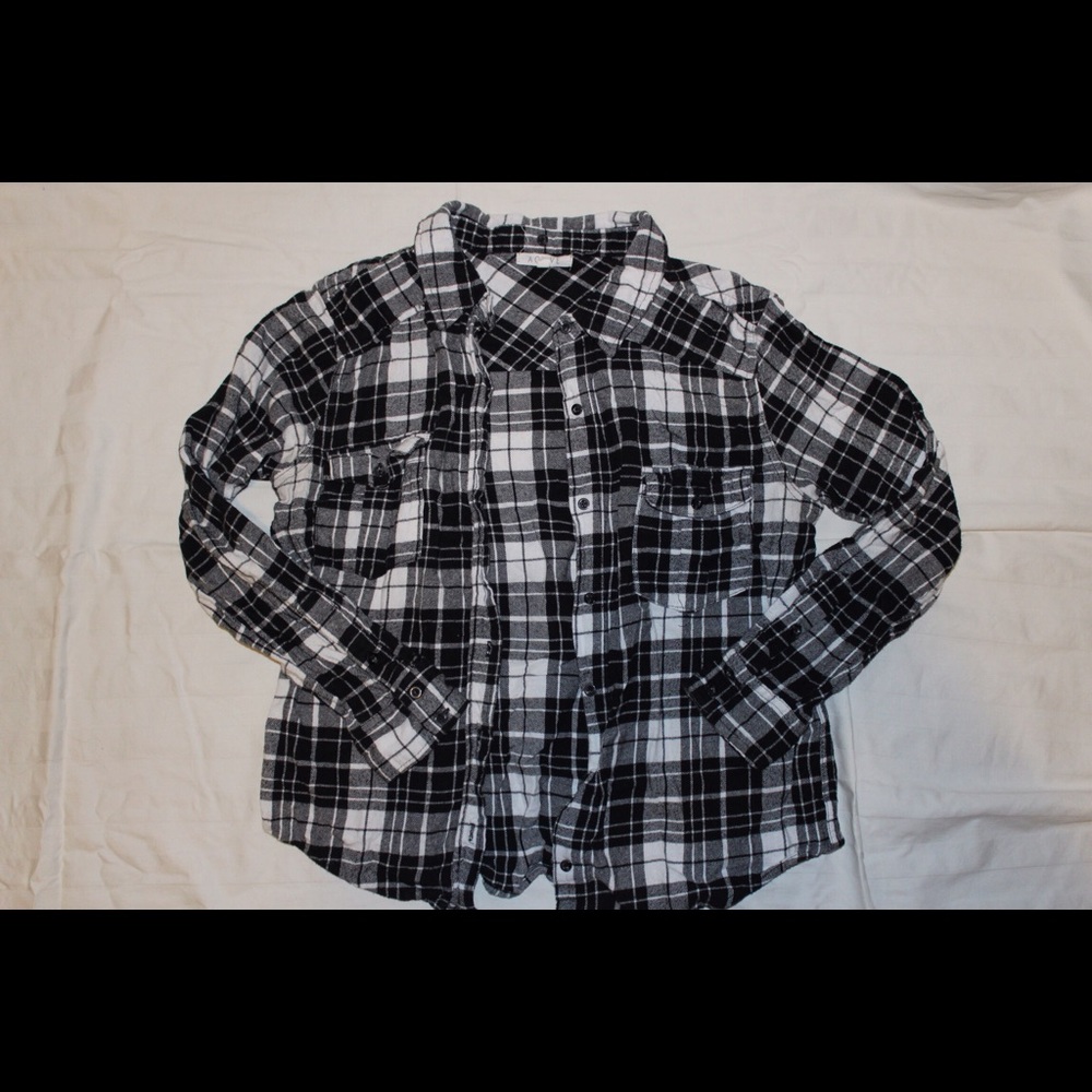 Classic black&white flannel