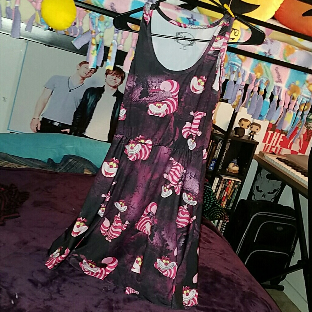 Hot Topic Alice in Wonderland Cheshire Cat Dress