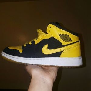 Air Jordan 1 Retro Old Love New Love