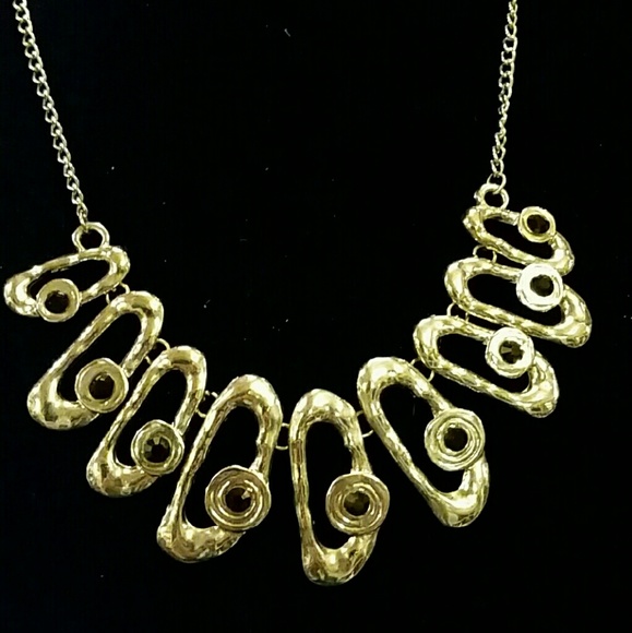 Necklaces Pt 7 - Picture 2 of 4