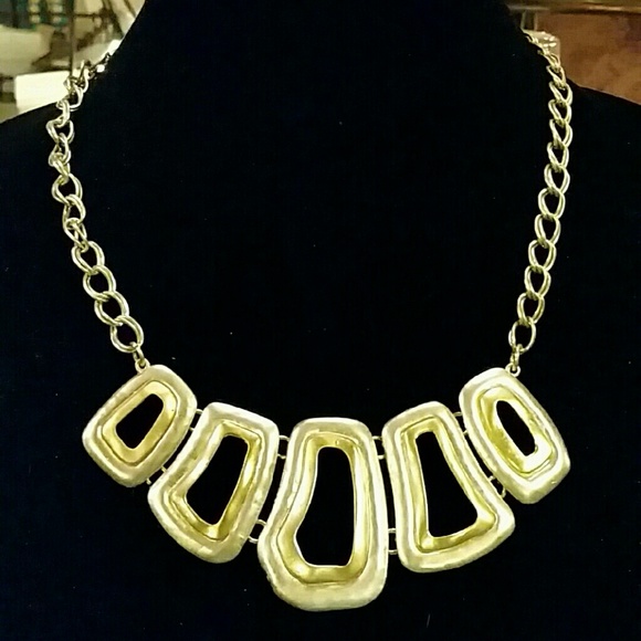 Necklaces Pt 7 - Picture 3 of 4