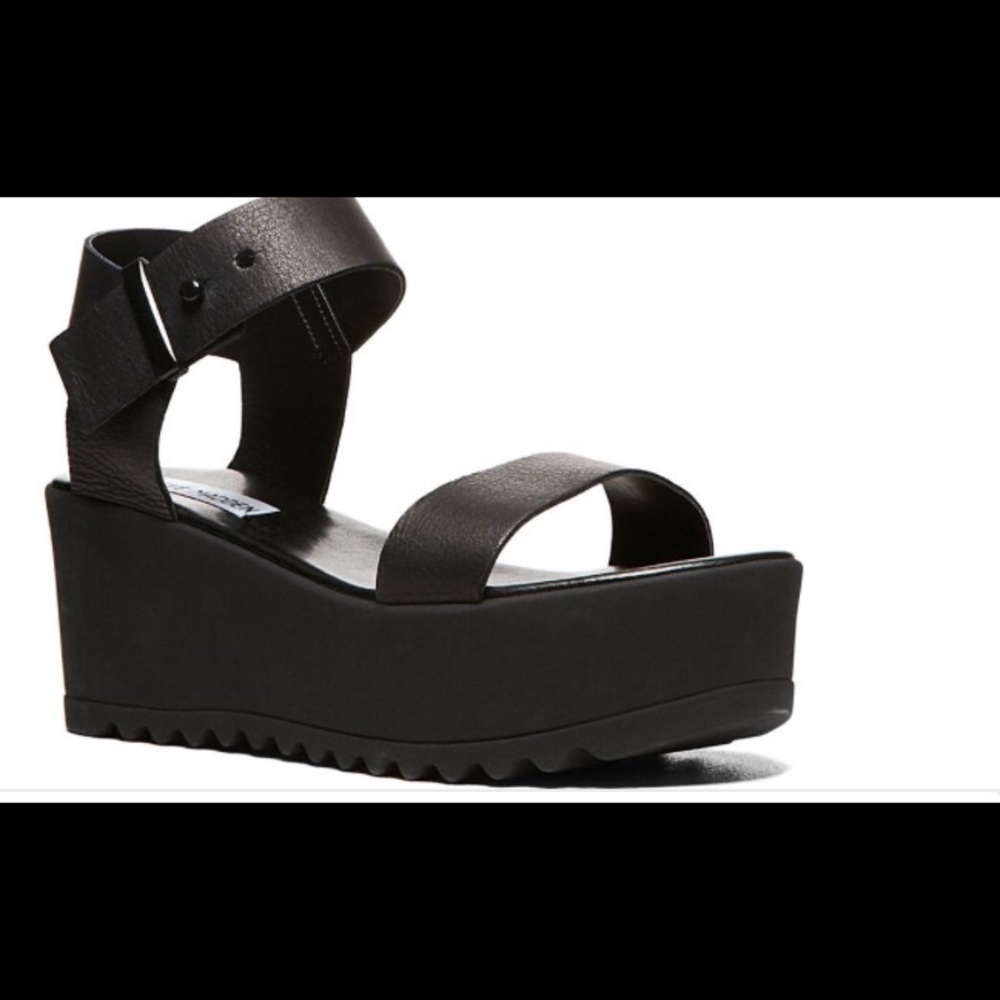 Steve Madden Black Surfside (worn 2x)
