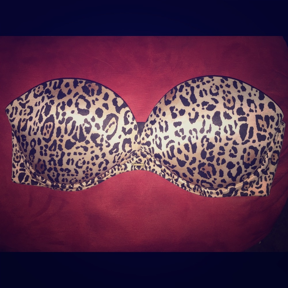 36C Victoria Secret Strapless bra cheetah print